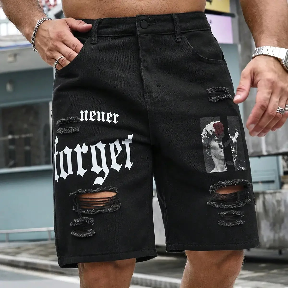 Men's comfortable denim cargo shorts - ripped jeans for summer