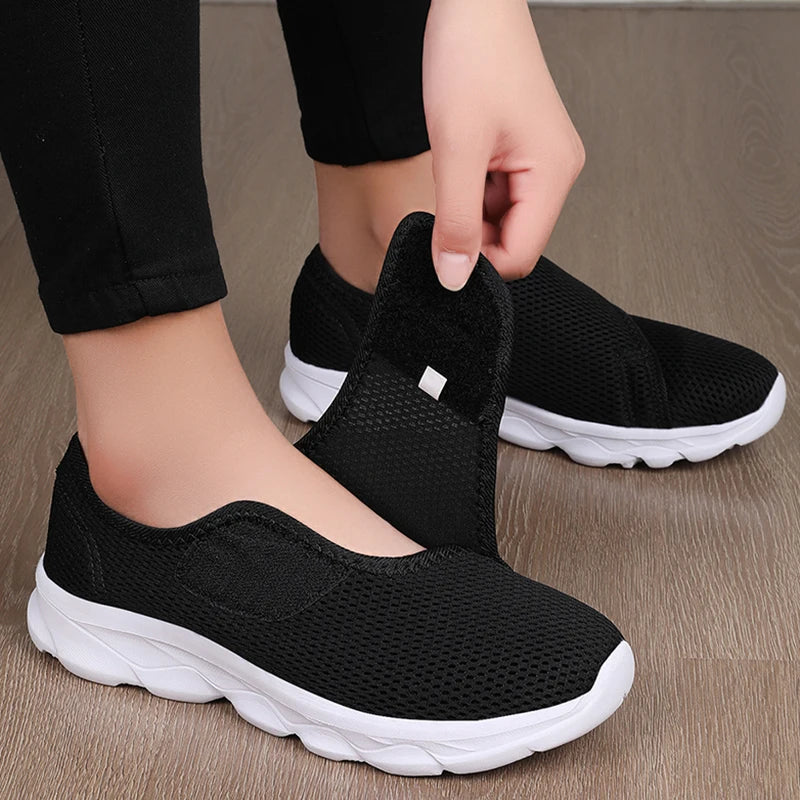 Orthopedic Wide-Fit Shoes for Swollen Feet – Soft Diabetic Shoes