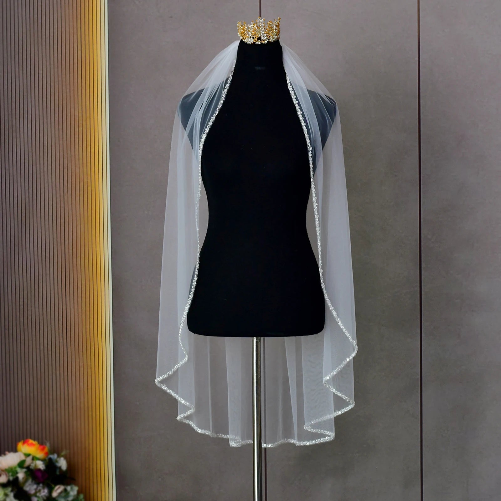 Luxury Organza Crystal Wedding Bridal Veil with Rhinestone Edge