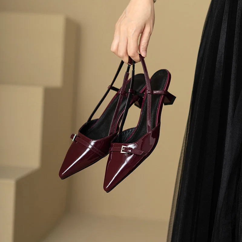 Patent Leather Pumps – Luxury Women’s Shoes with Mid Heel and Pointed Toe