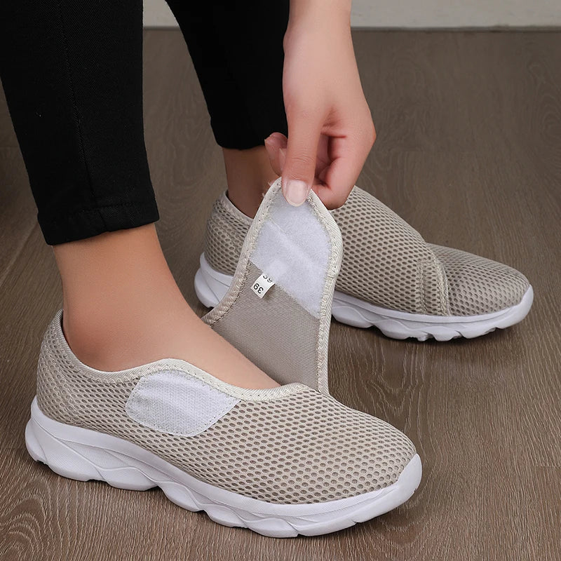 Orthopedic Wide-Fit Shoes for Swollen Feet – Soft Diabetic Shoes