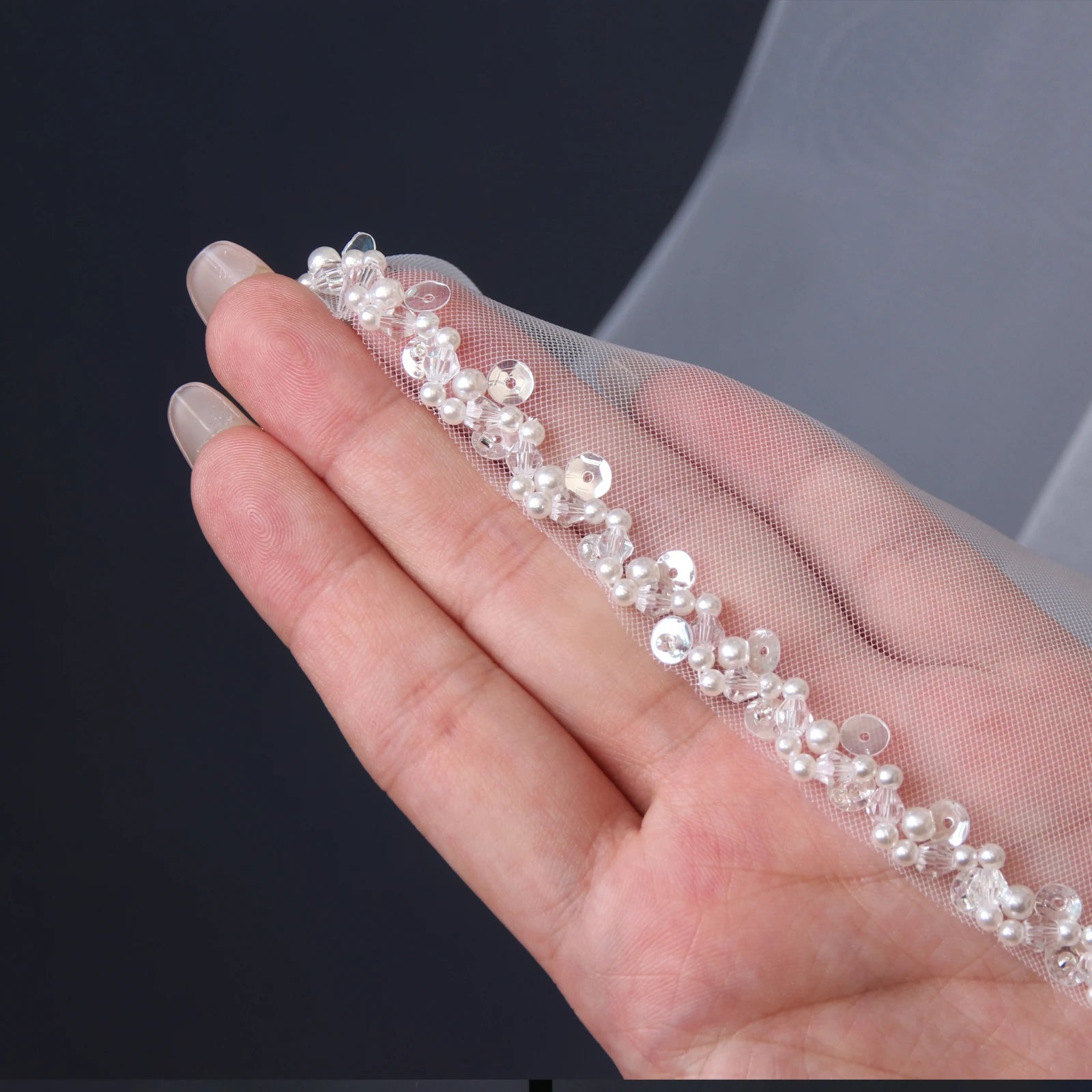 Luxury Organza Crystal Wedding Bridal Veil with Rhinestone Edge